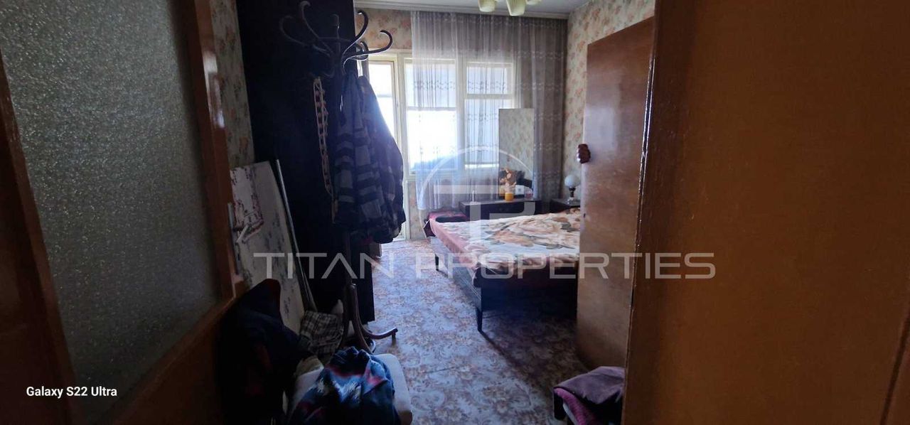 Продава се Тристаен апартамент в Асеновград - 100 кв.м за 870 €/кв.м - Снимка #4