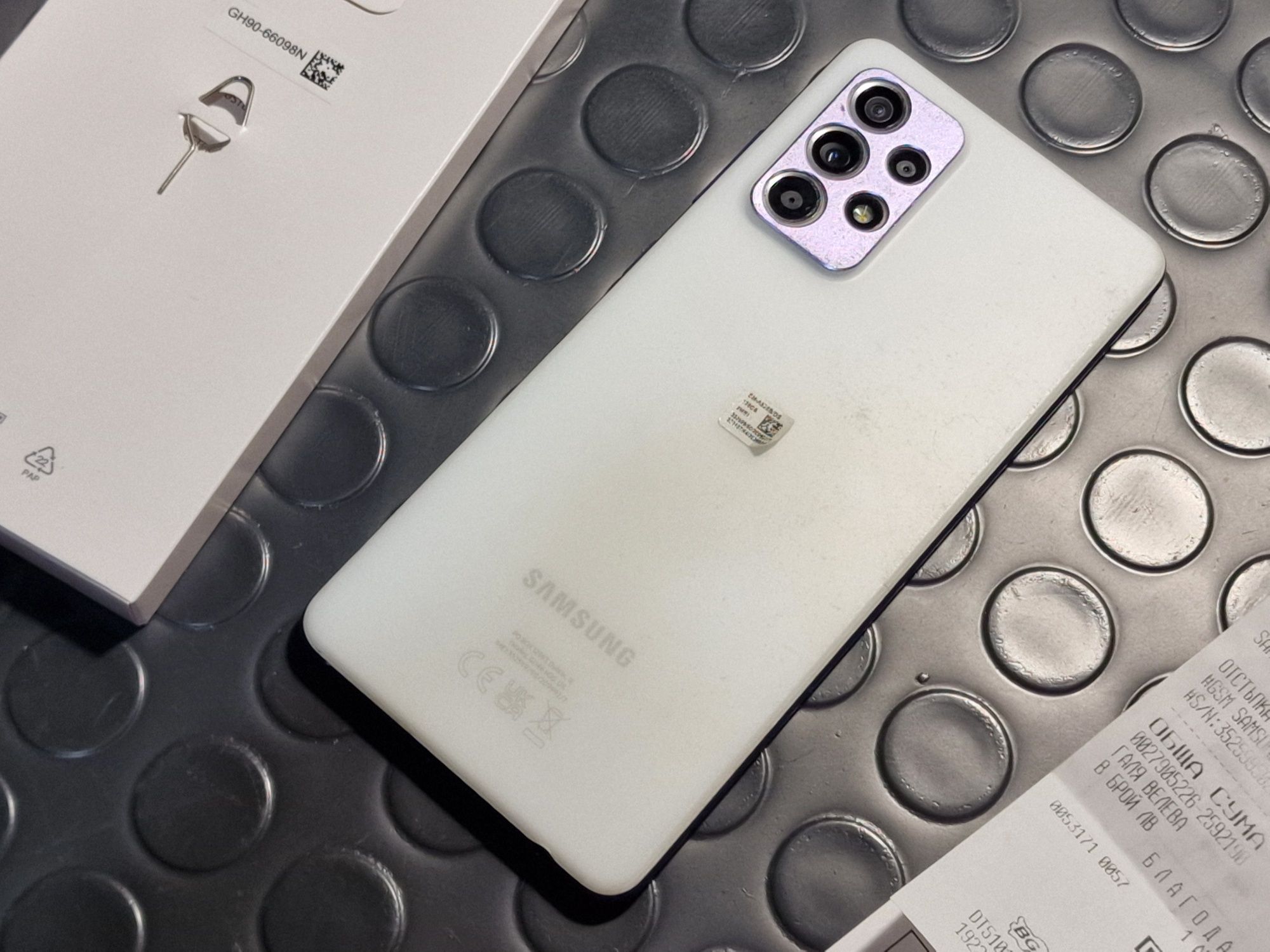 Samsung Galaxy A52S 5G с проблем в тъч скрийна