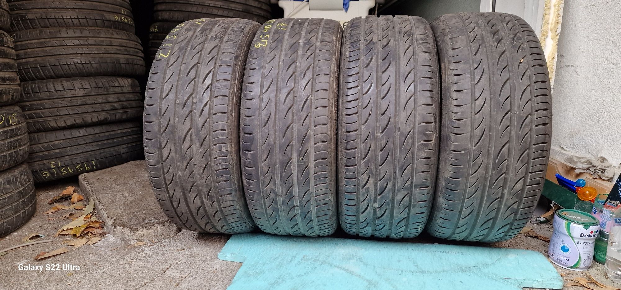 215/40/18 Pirelli P Zero Nero