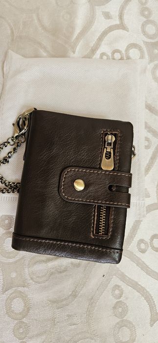 Мужской портмоне.
