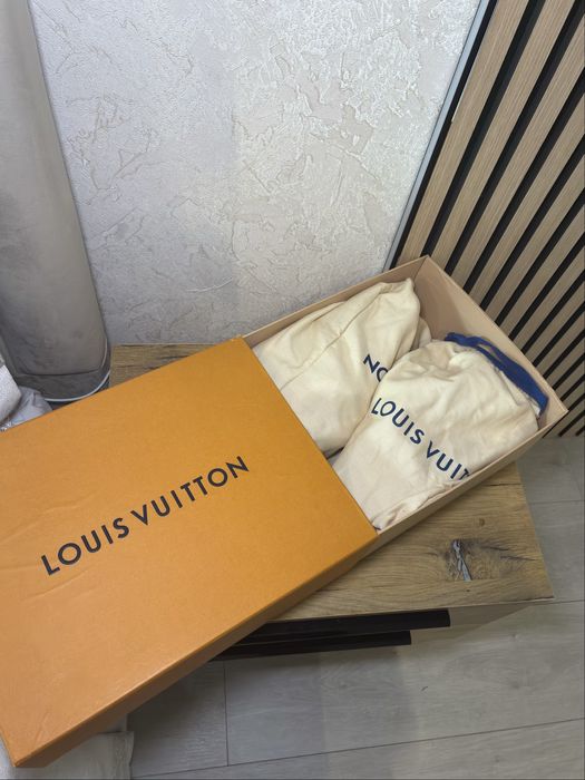 Lv skate leopard print