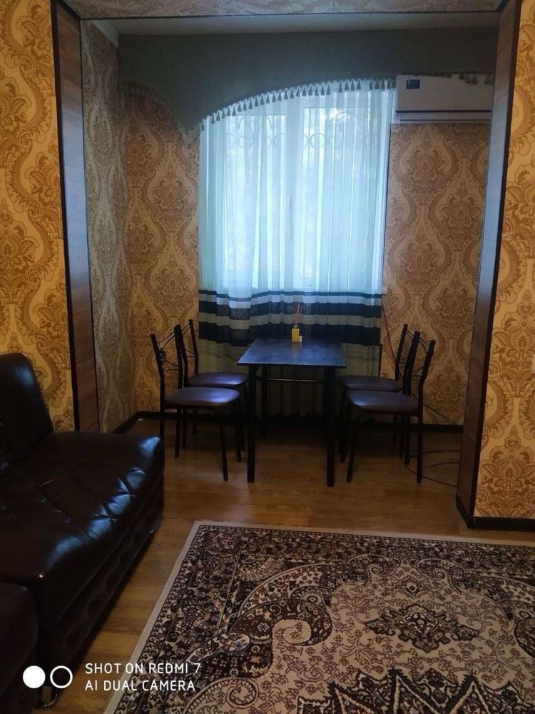 Bezmakler qizlarga