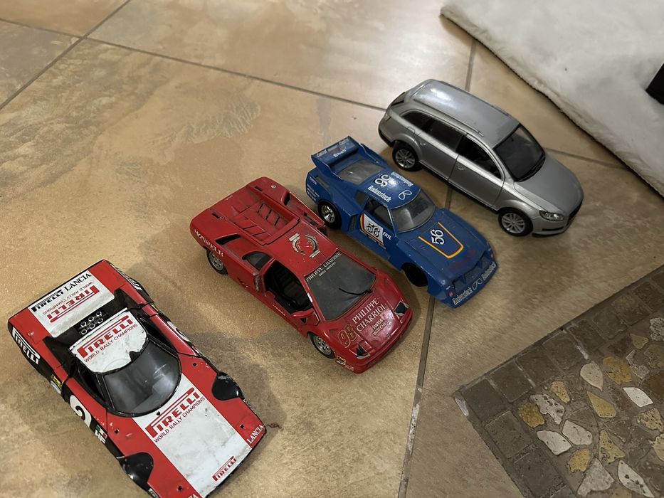 Lot machete 1/24 , 1/64