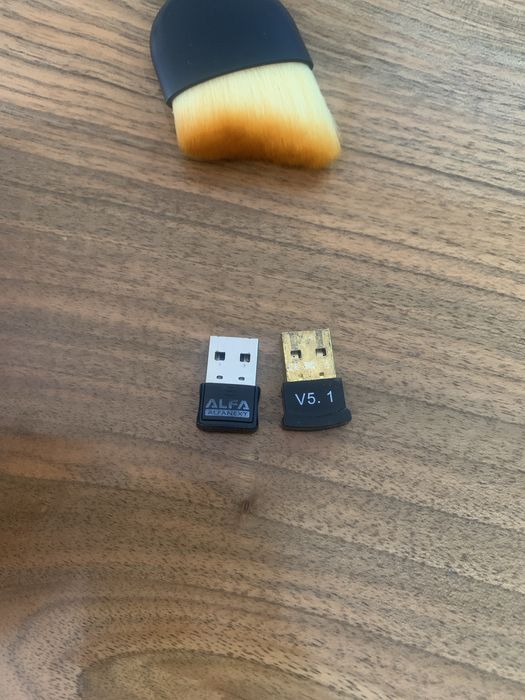 Wi-fi+Bluetooth 5.1 usb adapter.