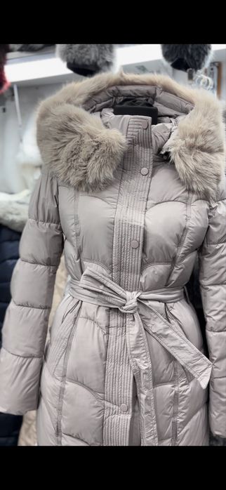 Geaca lunga cu blana detasabila