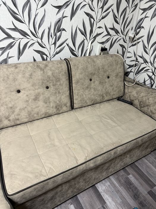 Продам диван-уголок