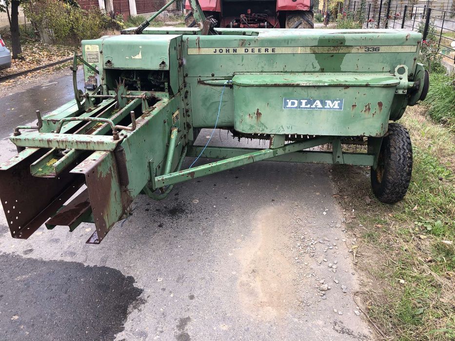 Presa de balotat John Deere 336