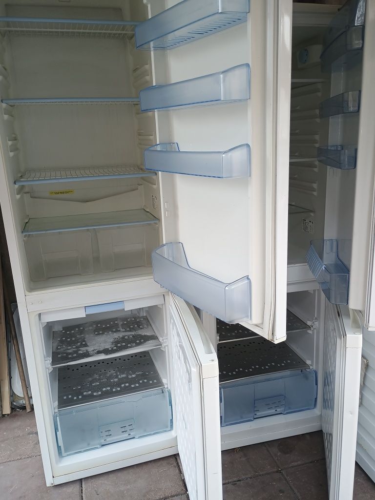 Frigider cu congelator tip combină frigorifică Artic 177/333