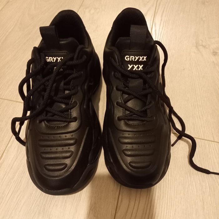 Adidași mărimea 40 piele