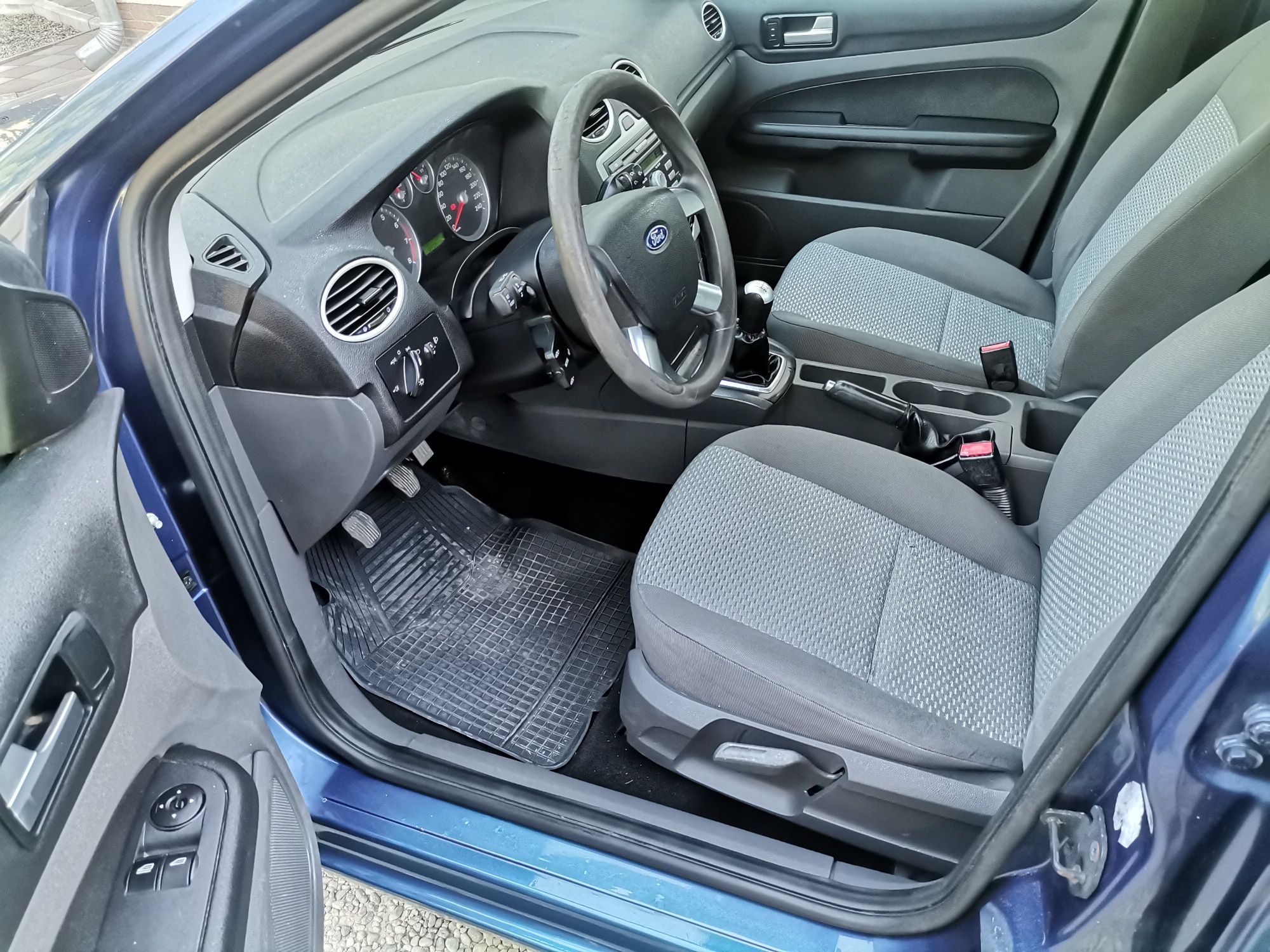 Ford Focus 1.6 benzina euro 4 an 2007 A/C 167.000km