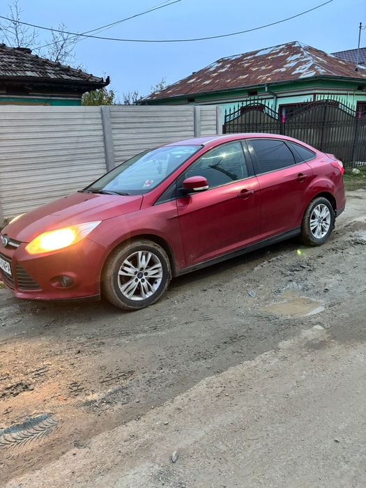 Vând sau schimb Ford focus și passat b6