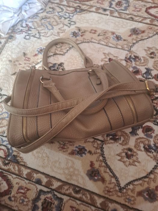 Продам женскую сумку