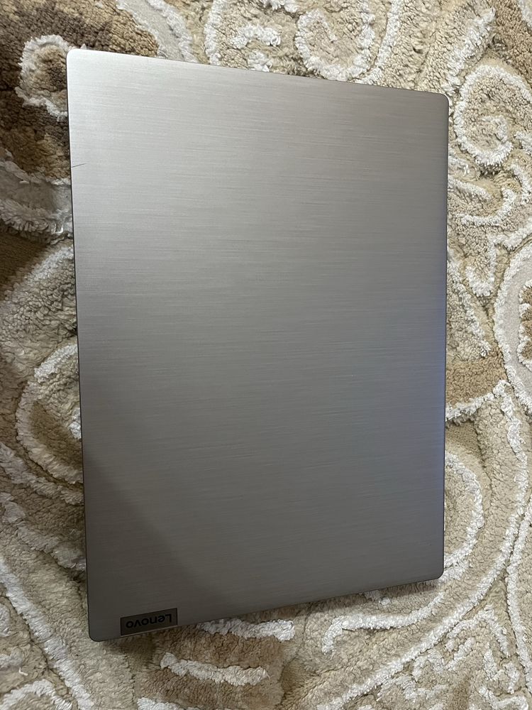 Лаптоп Lenovo IdeaPad 3