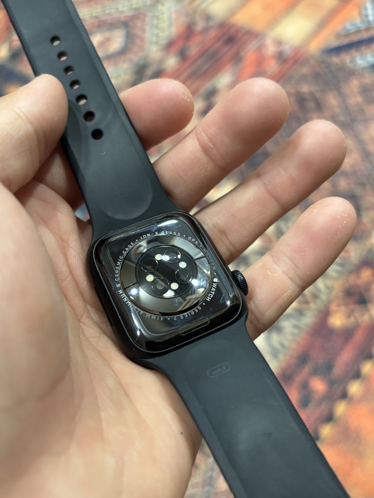 Продам apple watch series 7