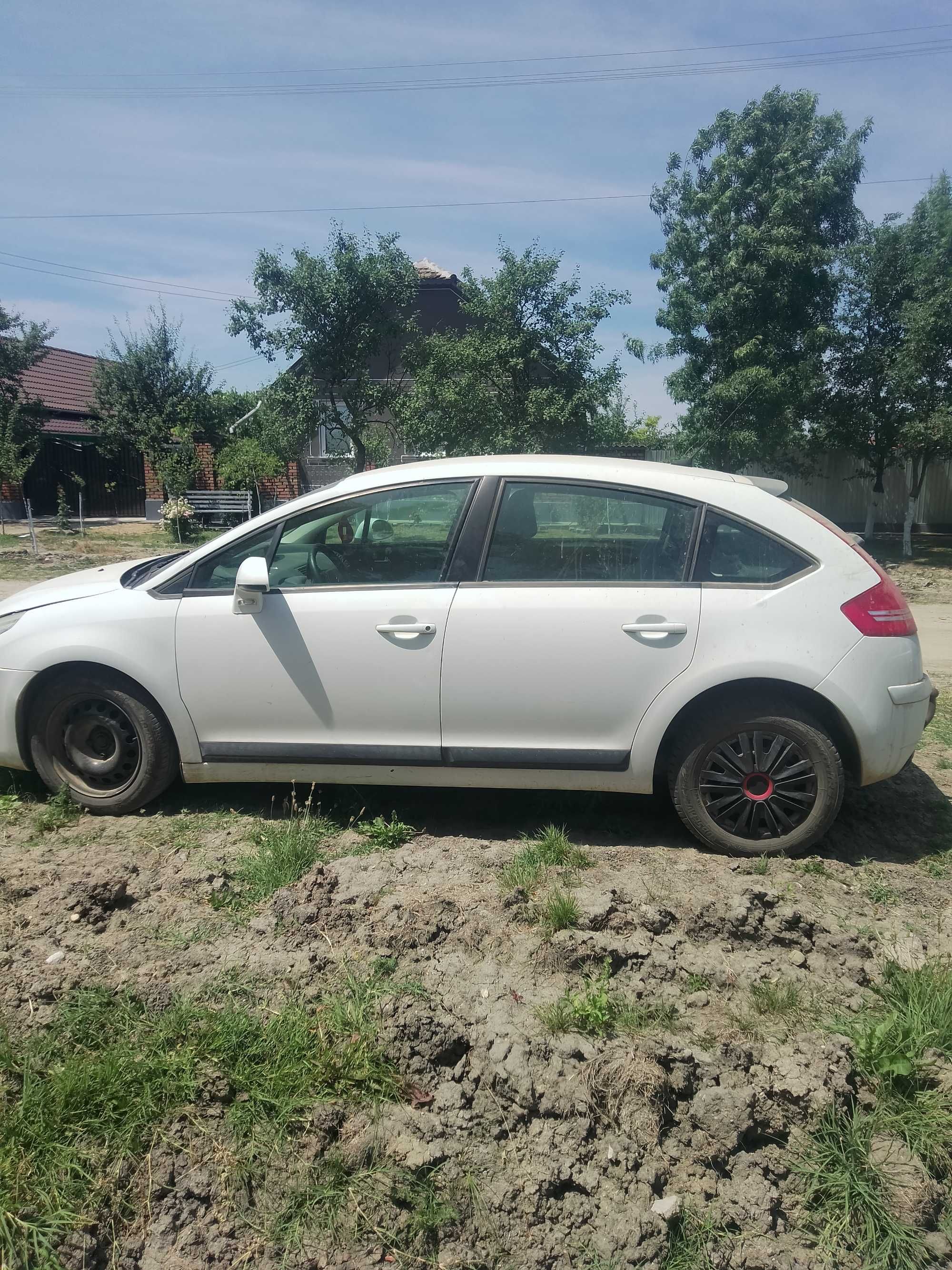 Vând urgent Citroen C4