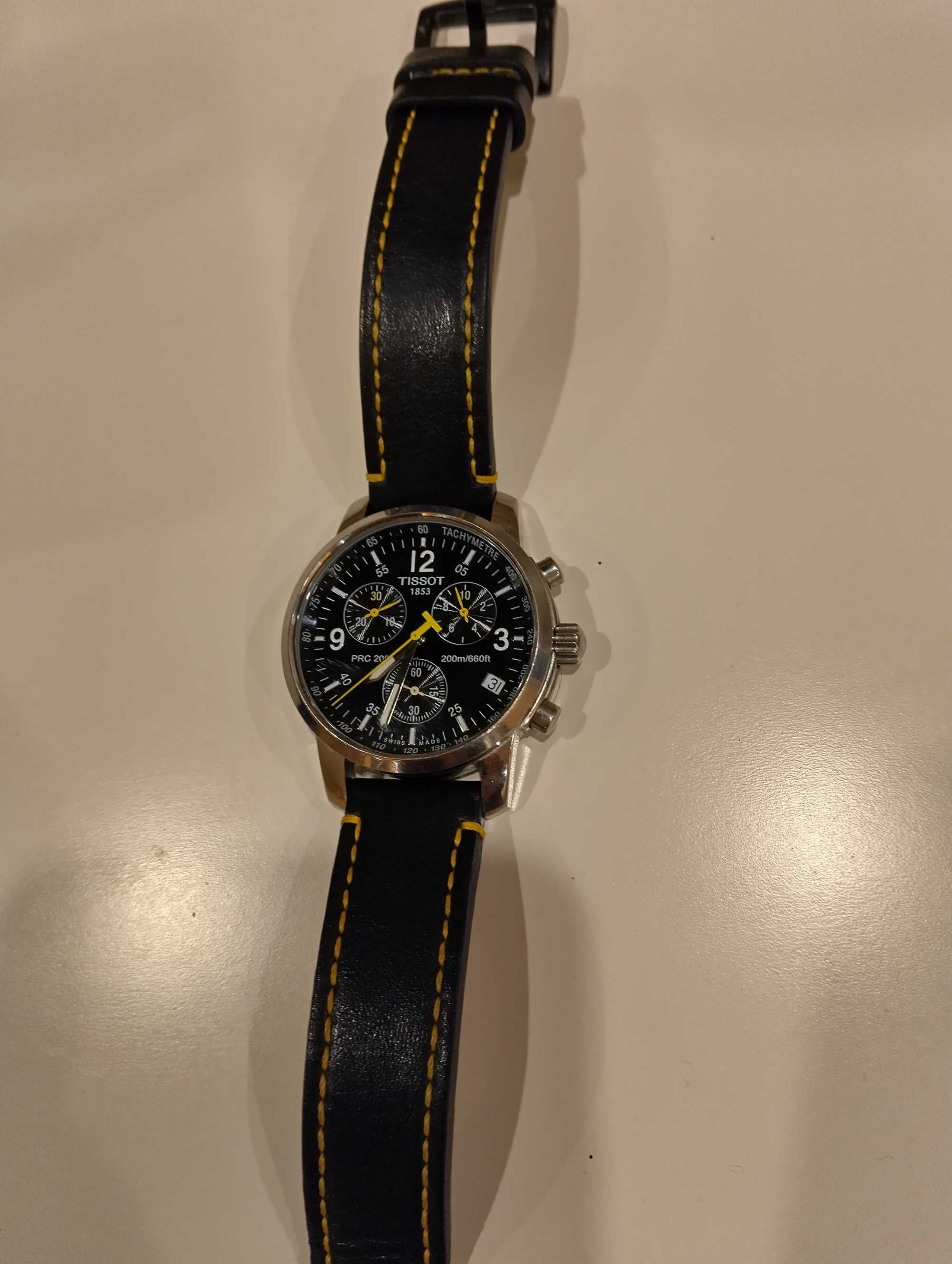 Часовник Tissot prs 200.