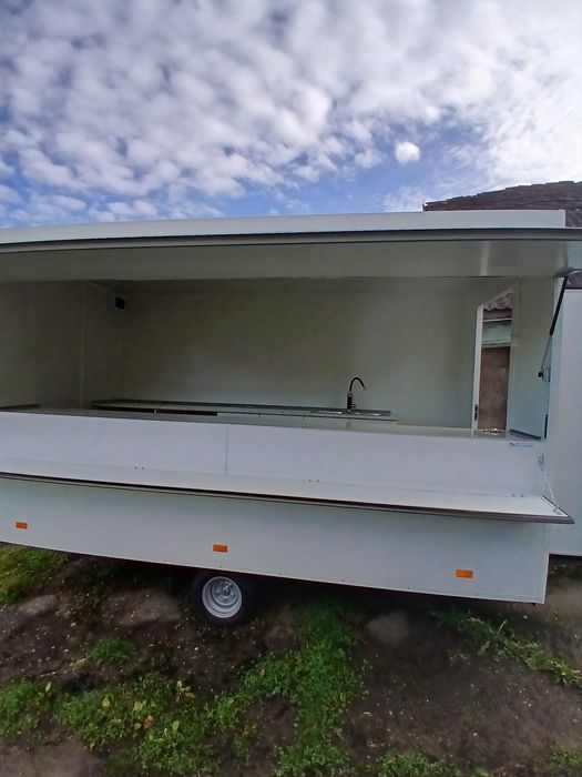 Vând rulota comerciala noua an 2025,preț 7000 euro tva inclus negociab