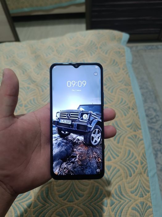 Продам телефон Vivo  2027 память 64гб состояние отличное