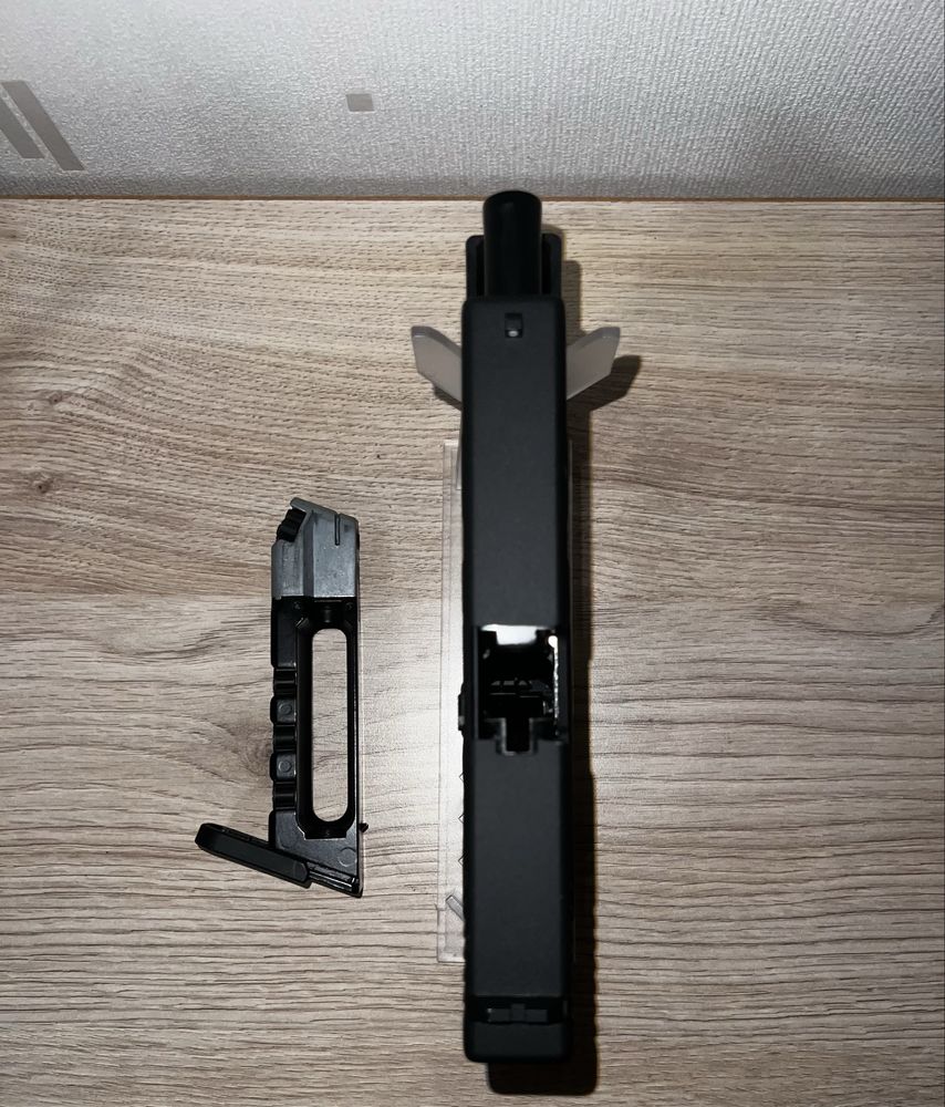 Glock 17 въздушен пистолет