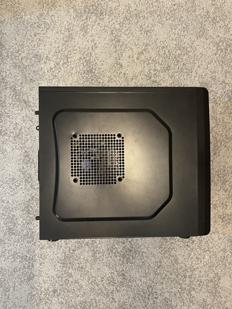 Гейминг Компютър (GTX 1080, i7-7700 —> виж описанието)