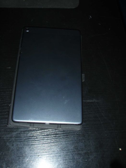 Tableta cu SIM 4G Samsung TAB A (2019) RAM 2Gb ROM 32Gb SM-T515 + husa