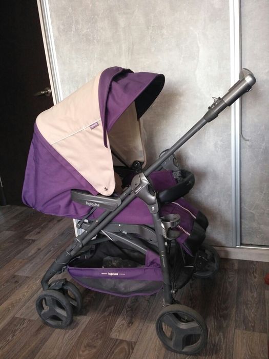 Коляска Итальянская Inglesina Zippy F4ree