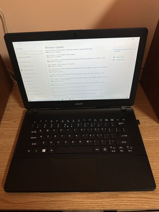 Laptop 13.3” cu sistem audio