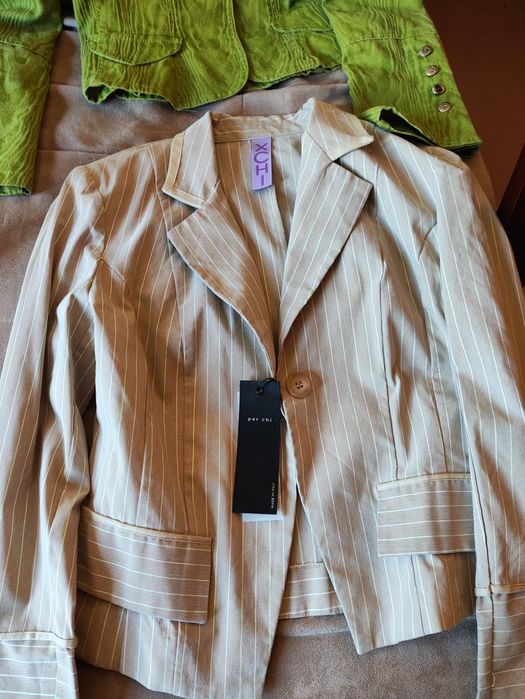 Сака,дънки.яке,панталон,блуза