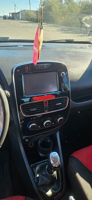 Vând. Autoturism Renault clio