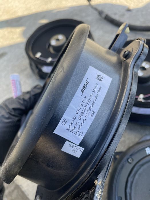 Boxe audio Bose fata / spate / plansa / luneta Audi A8 dE