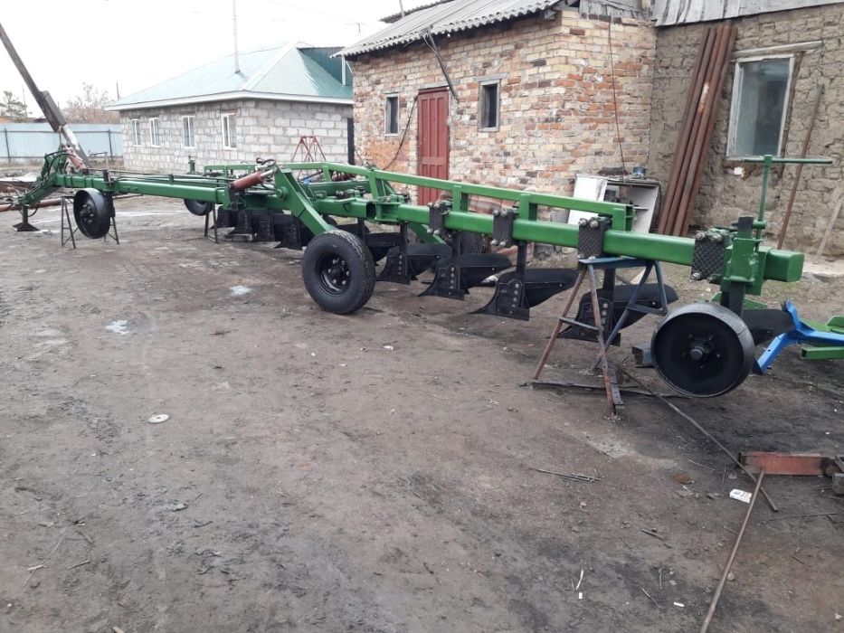 Продам Плуг ПТК-9