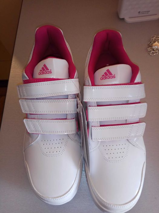 нови маратонки(оригинални) Adidas номер 39 1/3