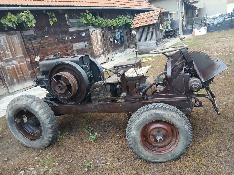 Motor de tăiat lemne D15 universal