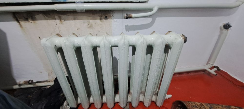 Батарея чугунная