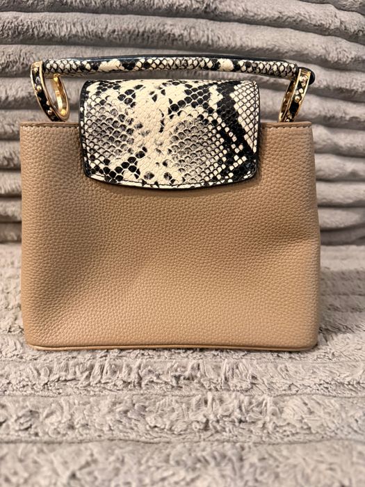 Vând geantă Louis Vuitton