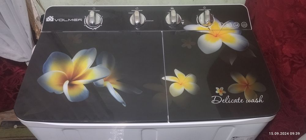 Yarimavtomat kir yuvish mashinasi sotiladi