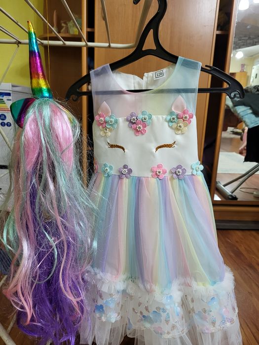 Продам платье единорожки на девочку рост 120