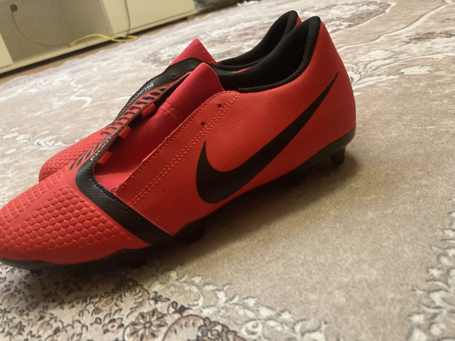 Nike phantom  бутонки