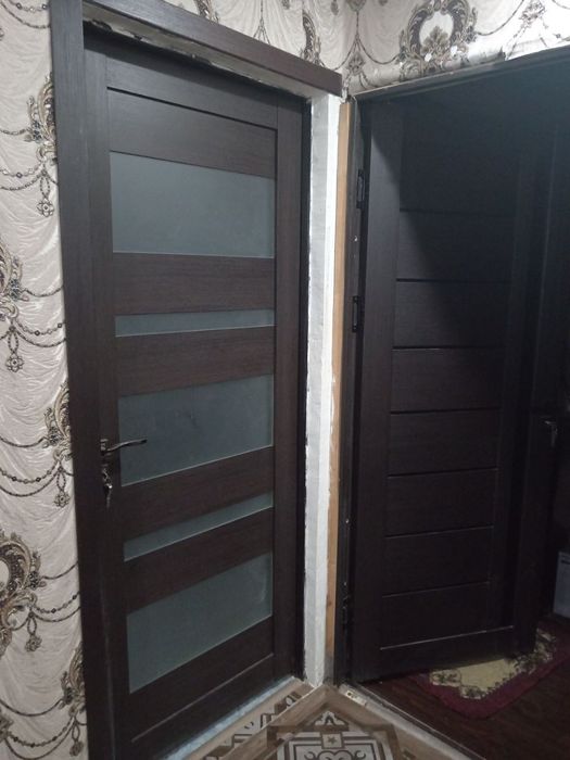 Квартира вторичный рынок на первом этаже можно использовать под офис,,