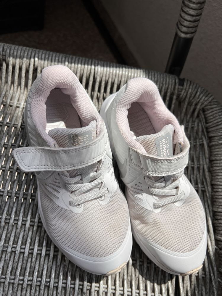 Детски маратонки Nike