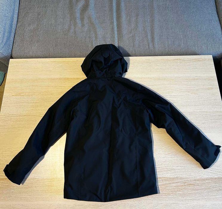 Peak Performance — оригинално детско зимно/ски яке – размер 130 см.