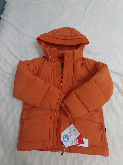 Продам зимнюю куртку
