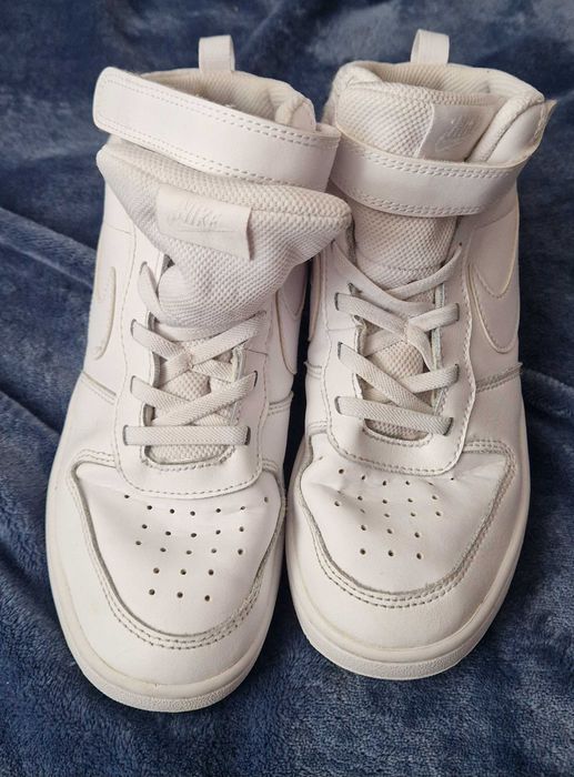 Adidași Nike, mărimea 35.