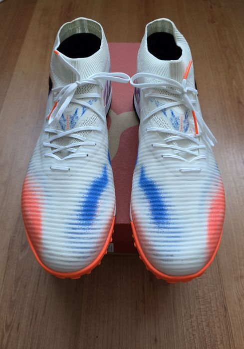 Ghete fotbal Puma Future 8 PRO