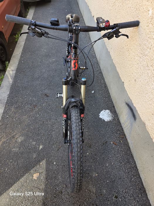 Bicicleta Scott Genius 750