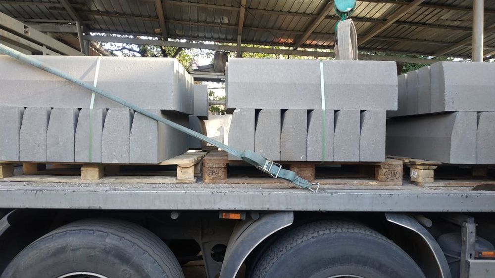 Бордюр дорожный. Поребрик. Арыки