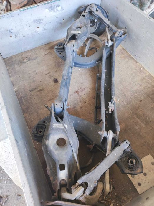 Punte spate Mercedes Benz C-Klasse W204