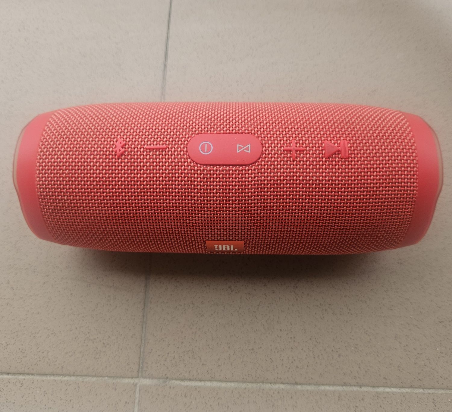 JBL Charge 3 portabila