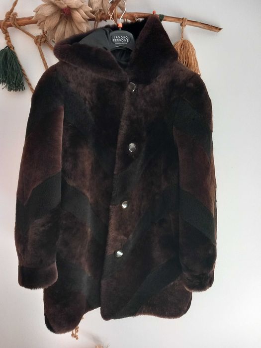 Haină blană naturală,mărimea m/l