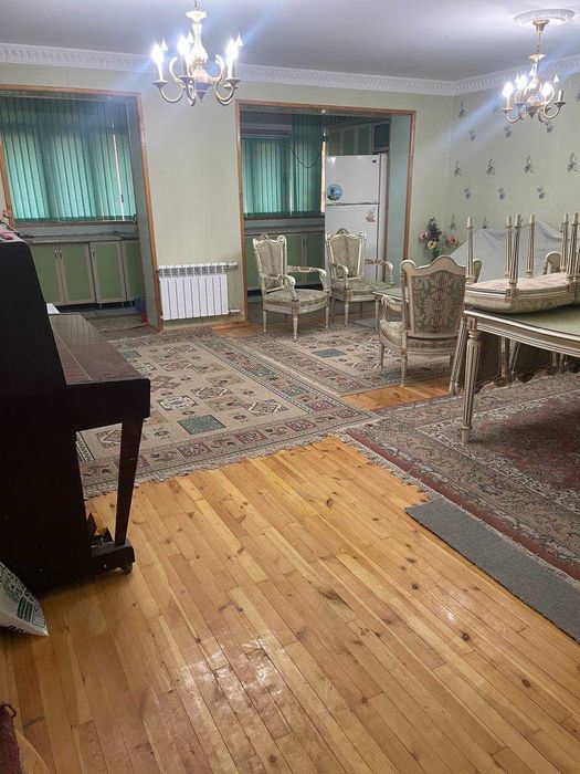 Продаётся  3-х комнатная квартира